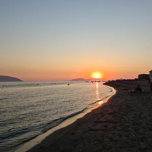 Appartamento Perandori Apartments Vlore Old Beach, Vlorë