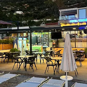 Hotel Tramonto Vlore, Radhimë